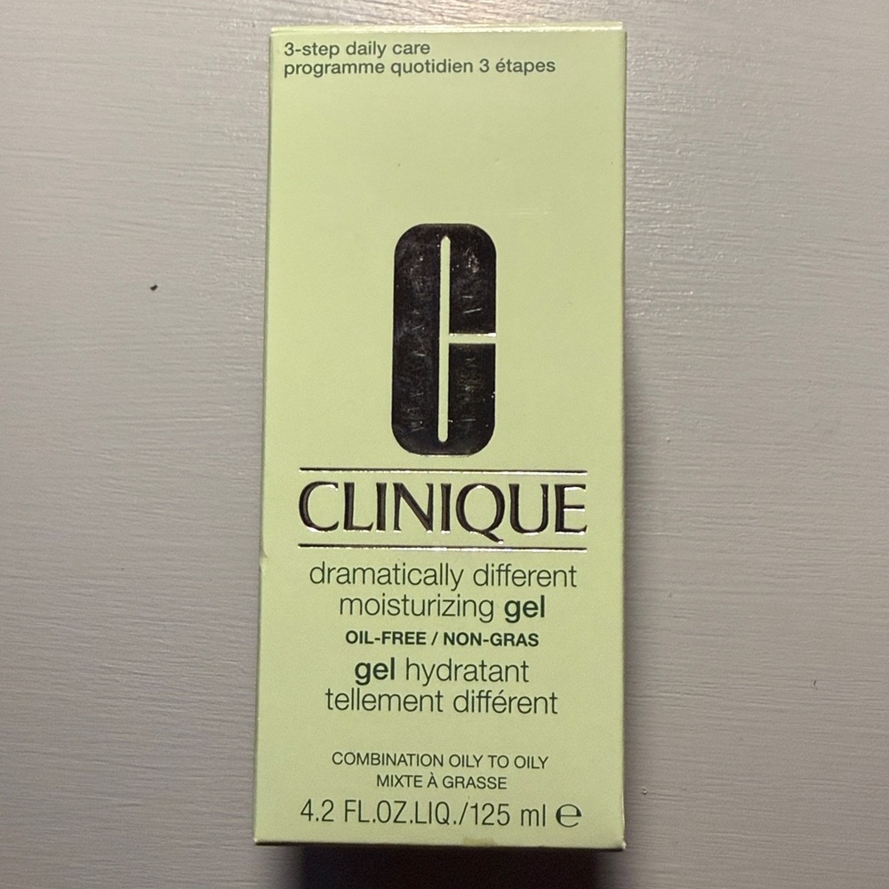 Clinique Dramatically Different Moisturizing Gel 4.2 oz NIB - Picture 2 of 2
